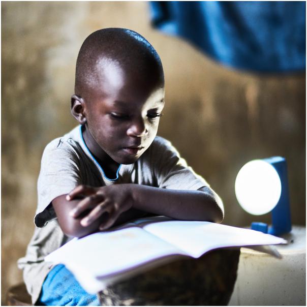  Scolarisation d'Anne Marie fille de 11 ans en classe de 6ème