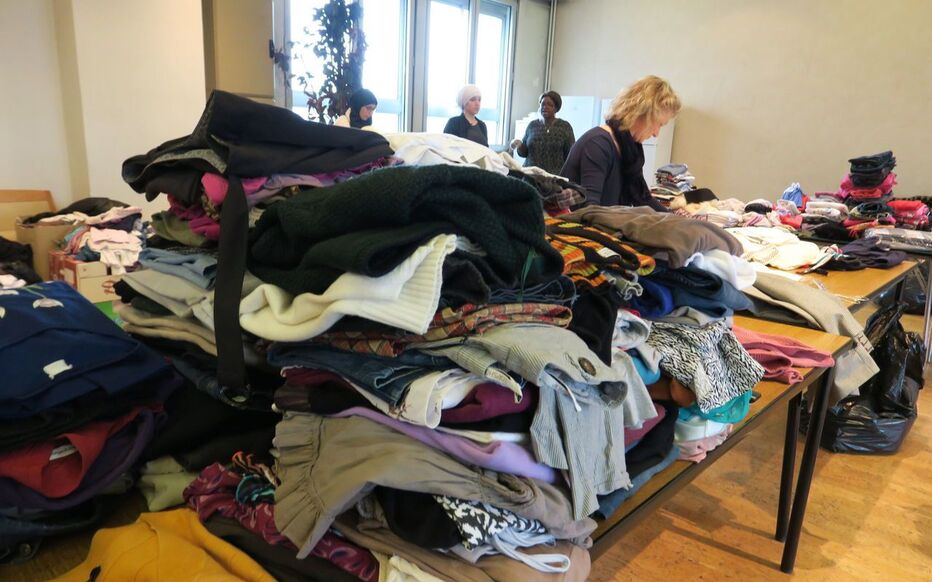 Collecte de vêtements chauds et de linges chauds.